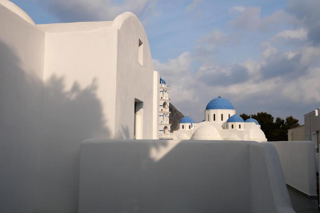 Perissa Mar Rooms Bagian luar foto