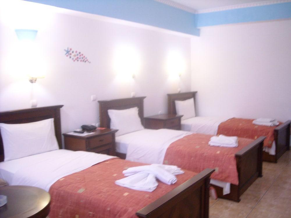 Perissa Mar Rooms Bagian luar foto