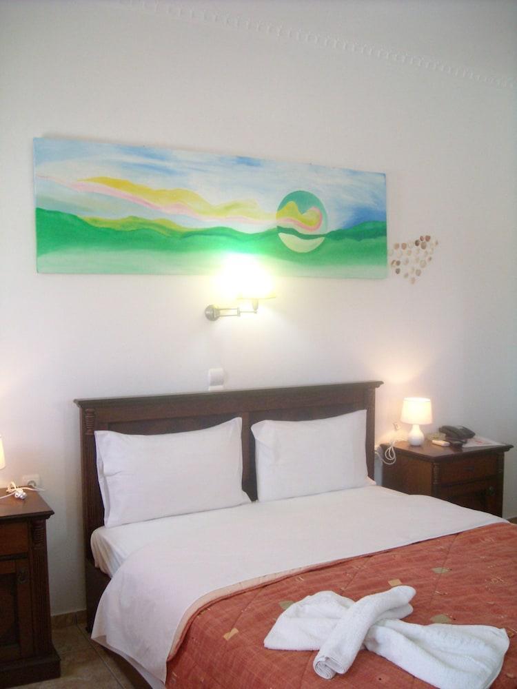 Perissa Mar Rooms Bagian luar foto