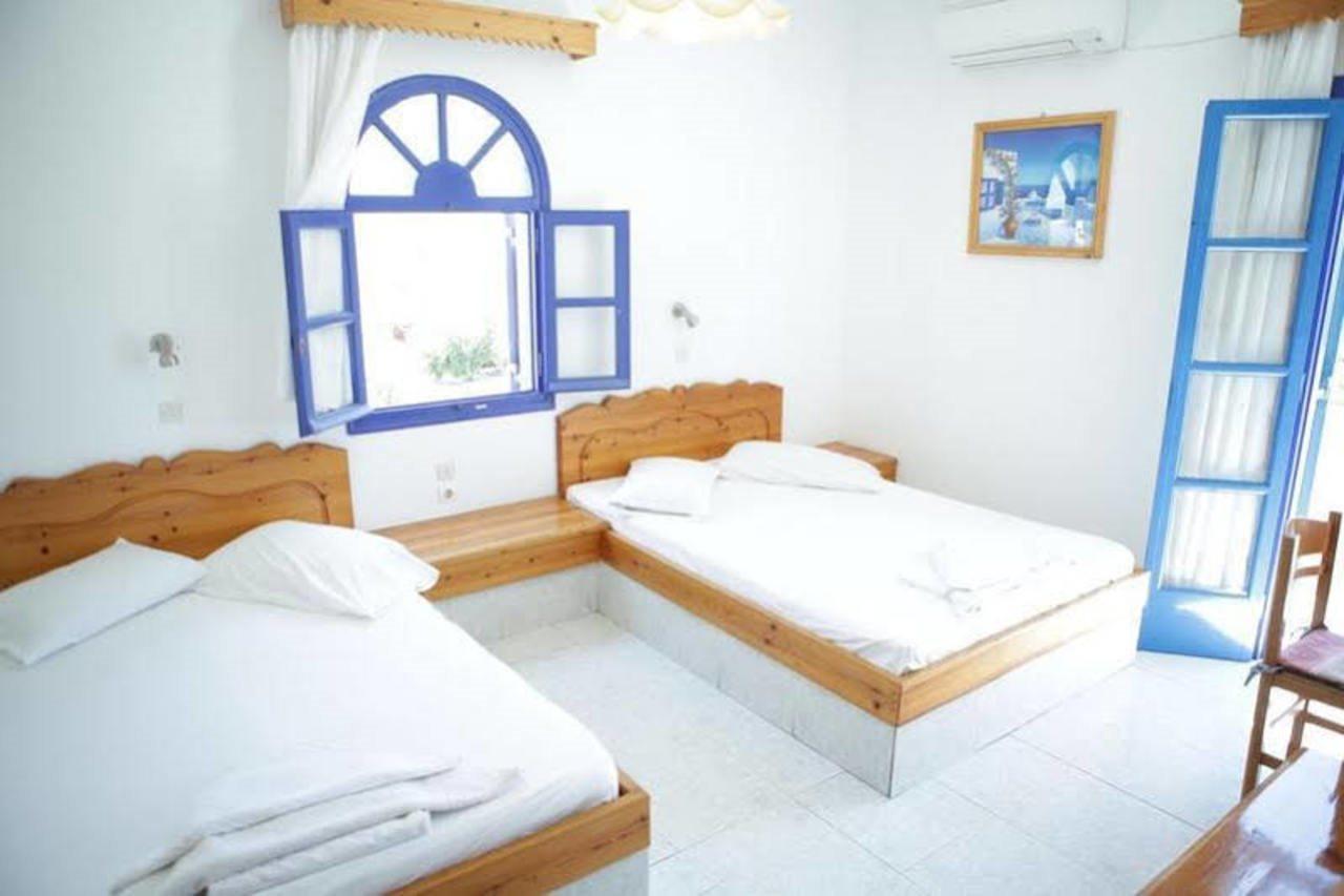 Perissa Mar Rooms Bagian luar foto