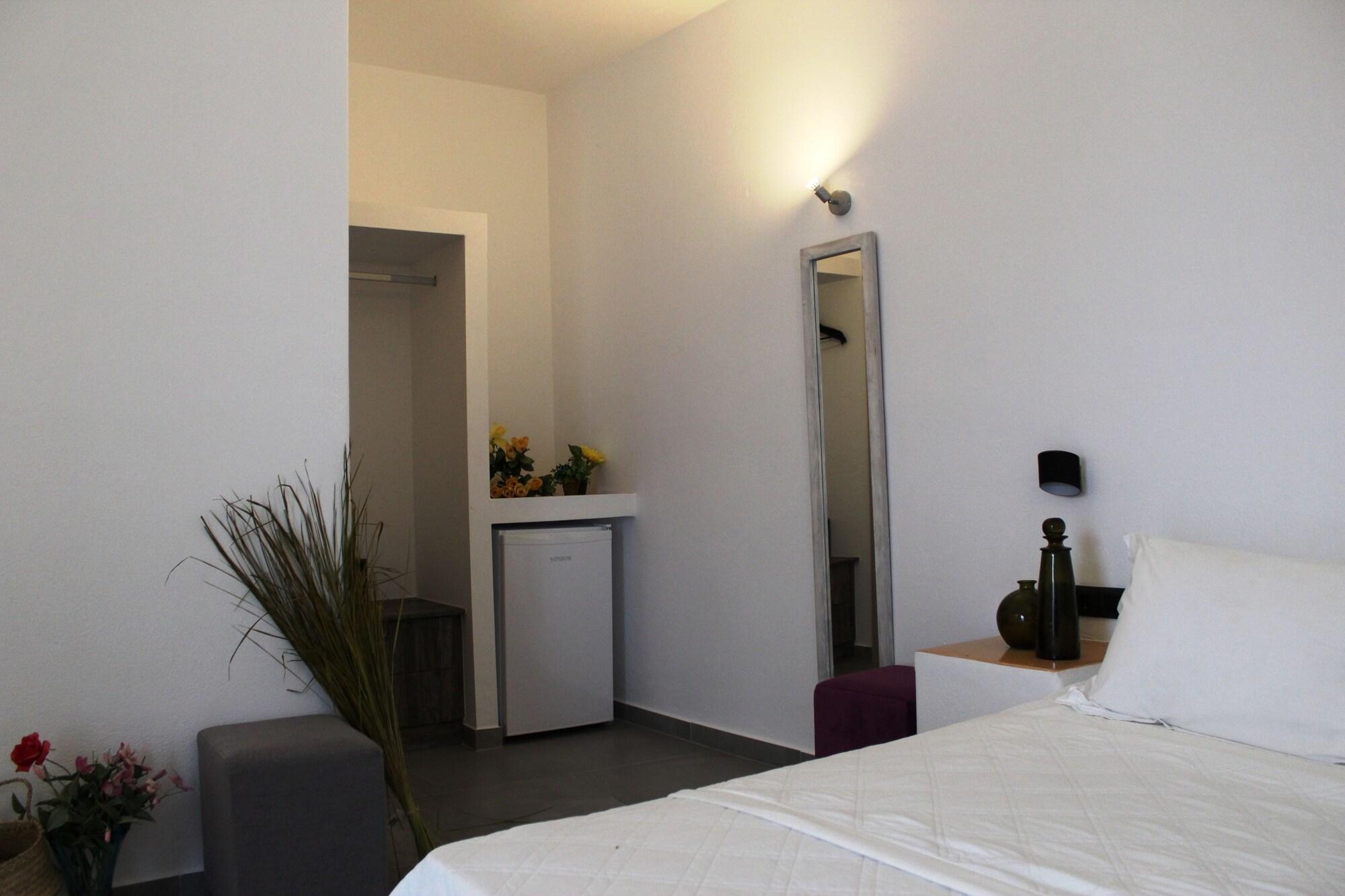 Perissa Mar Rooms Bagian luar foto