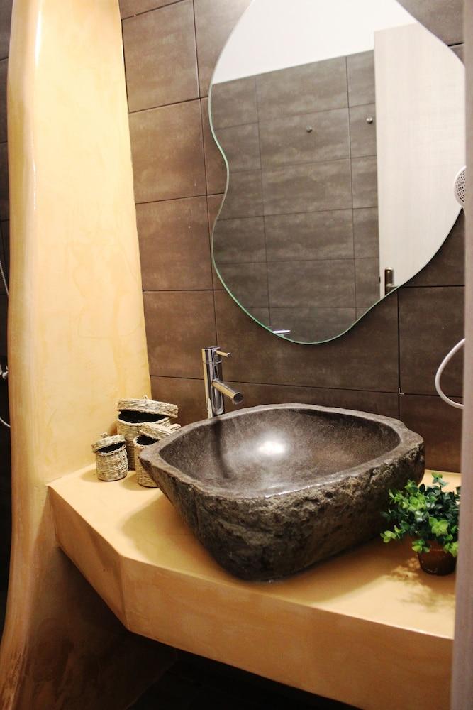 Perissa Mar Rooms Bagian luar foto