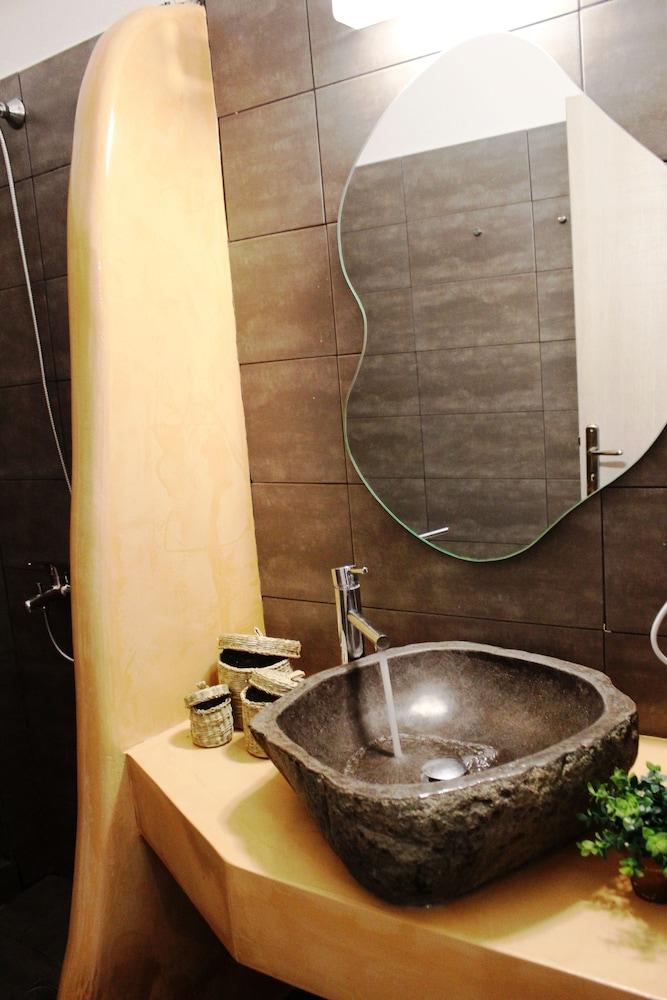 Perissa Mar Rooms Bagian luar foto